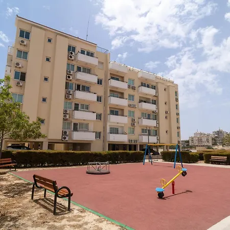Apartment Kave Blue Mackenzie 1 Bdr Flat With Pool *