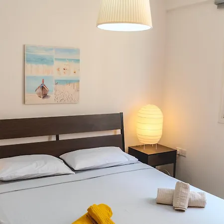 Kave Blue Mackenzie 1 Bdr Flat With Pool Larnaca